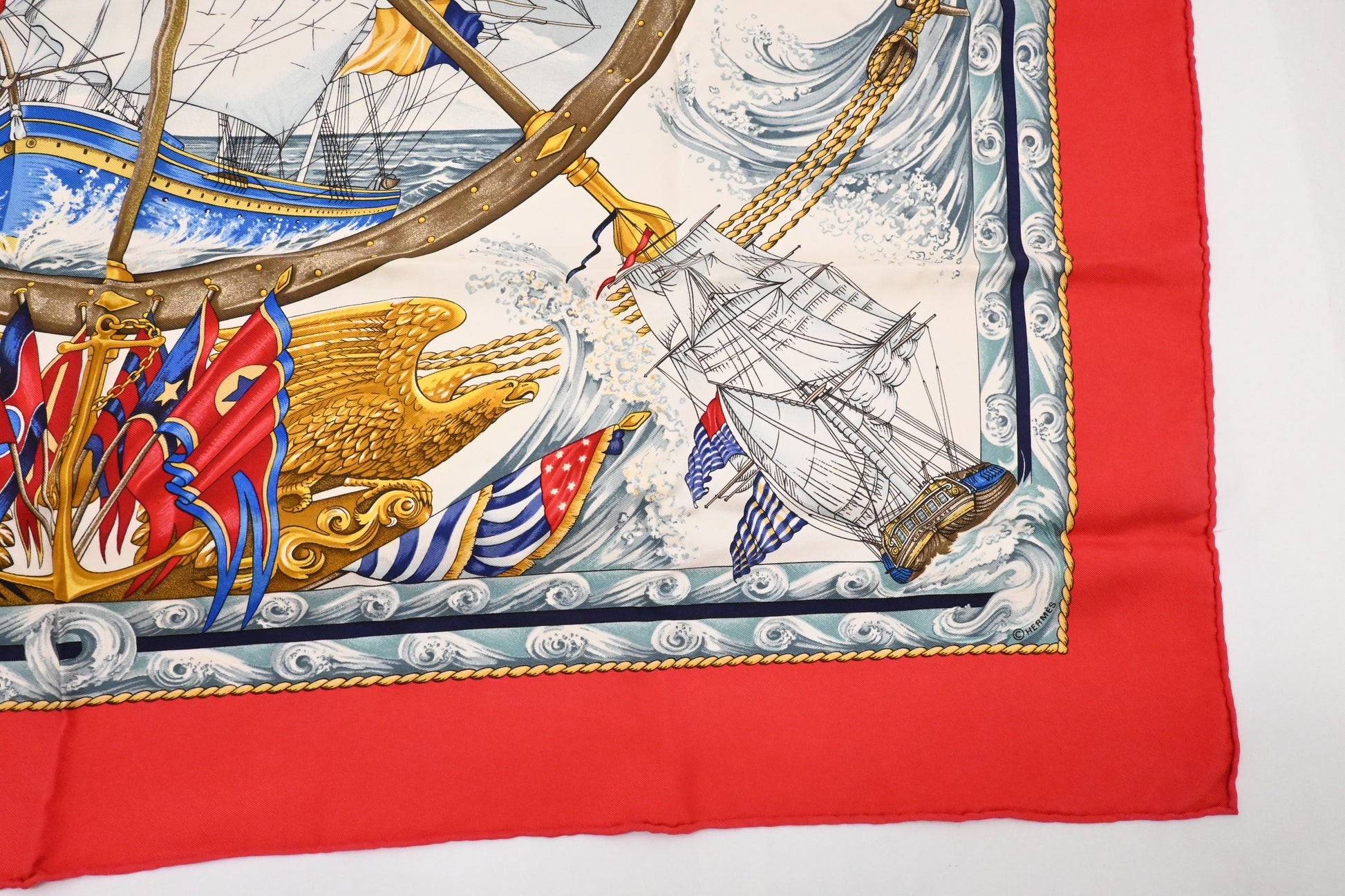 Hermes 'Vive Le Vent' Carre In Silk Handbag Red Travel Bag