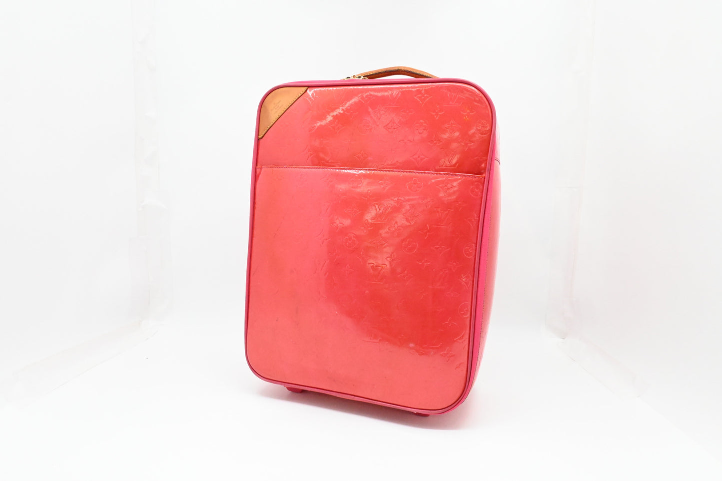 Louis Vuitton Pegase 45 Grapefruit Vernis Leather Handbag