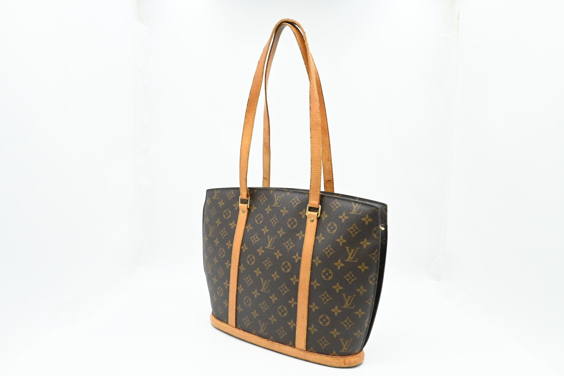 Louis Vuitton Babylone Monogram Canvas Handbag Canvas 4