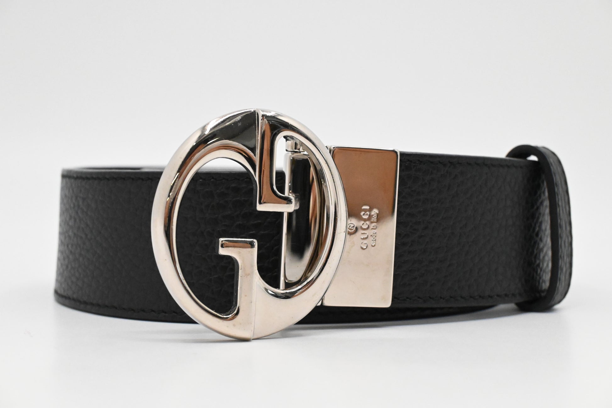 Gucci Black Leather 6 Belt