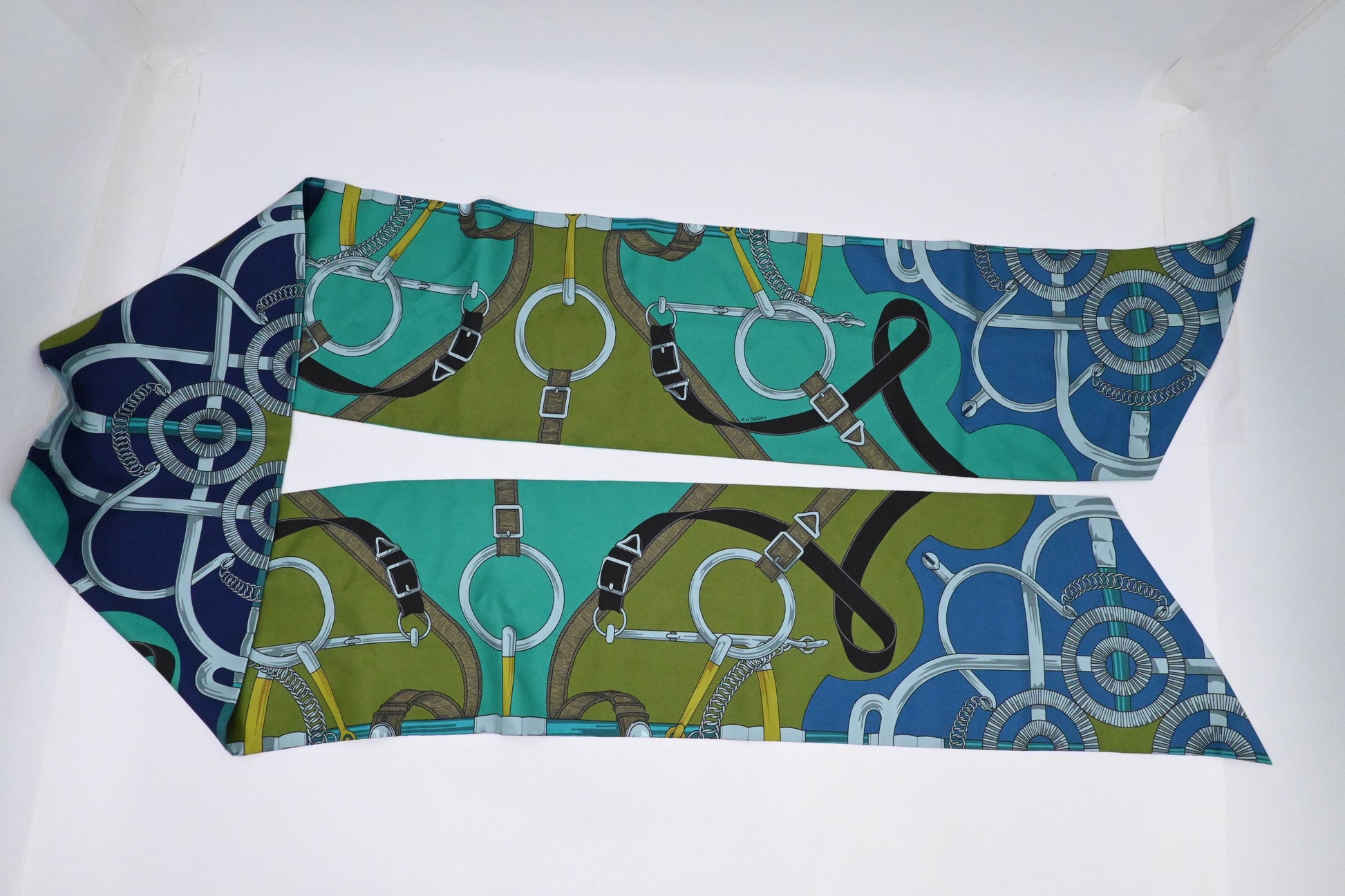 Hermes Maxi Twilly In , Teal And Silk Blue Green Travel Bag
