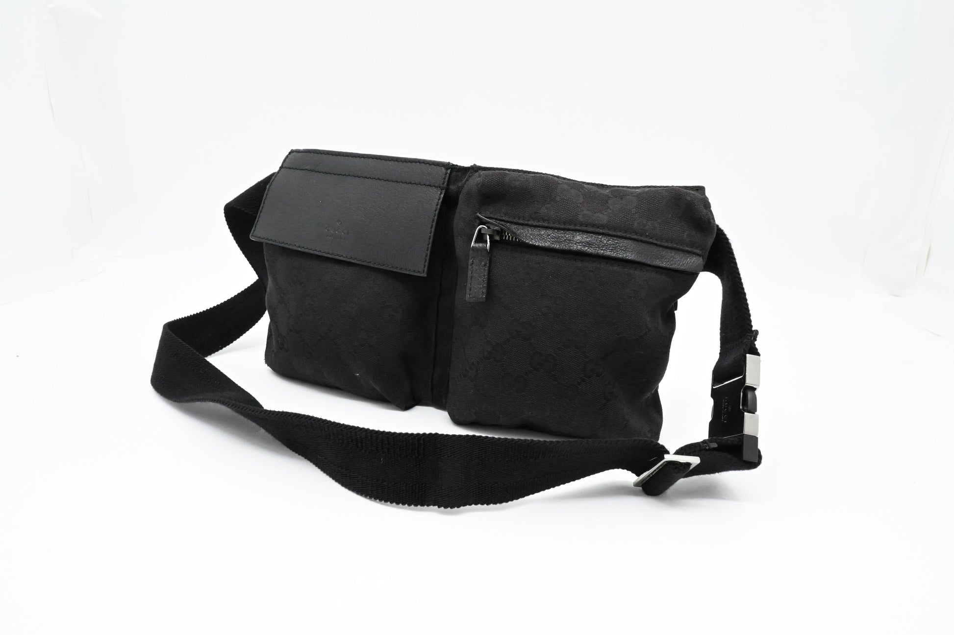 Gucci Bumbag GG Canvas Black Handbag
