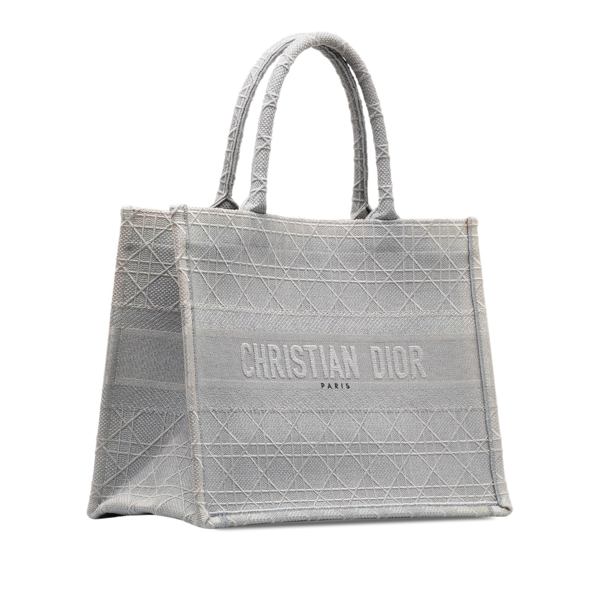 Dior Cannage Book Tote Shg Dwrznb Medium Embroidered Tote Bag