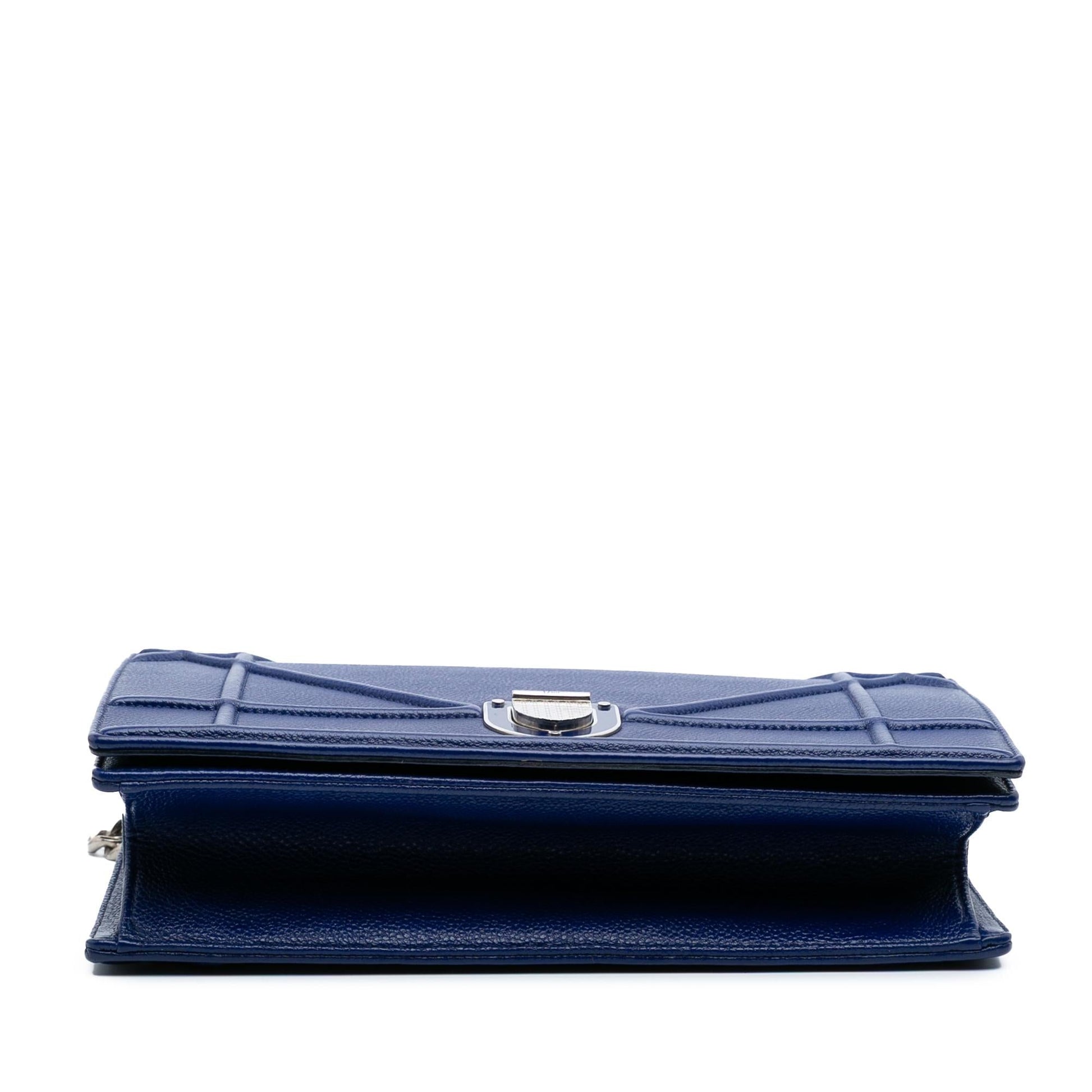 Dior Grained Calfskin ama Crossbody Bag Medium Flap Diorama Flap 5