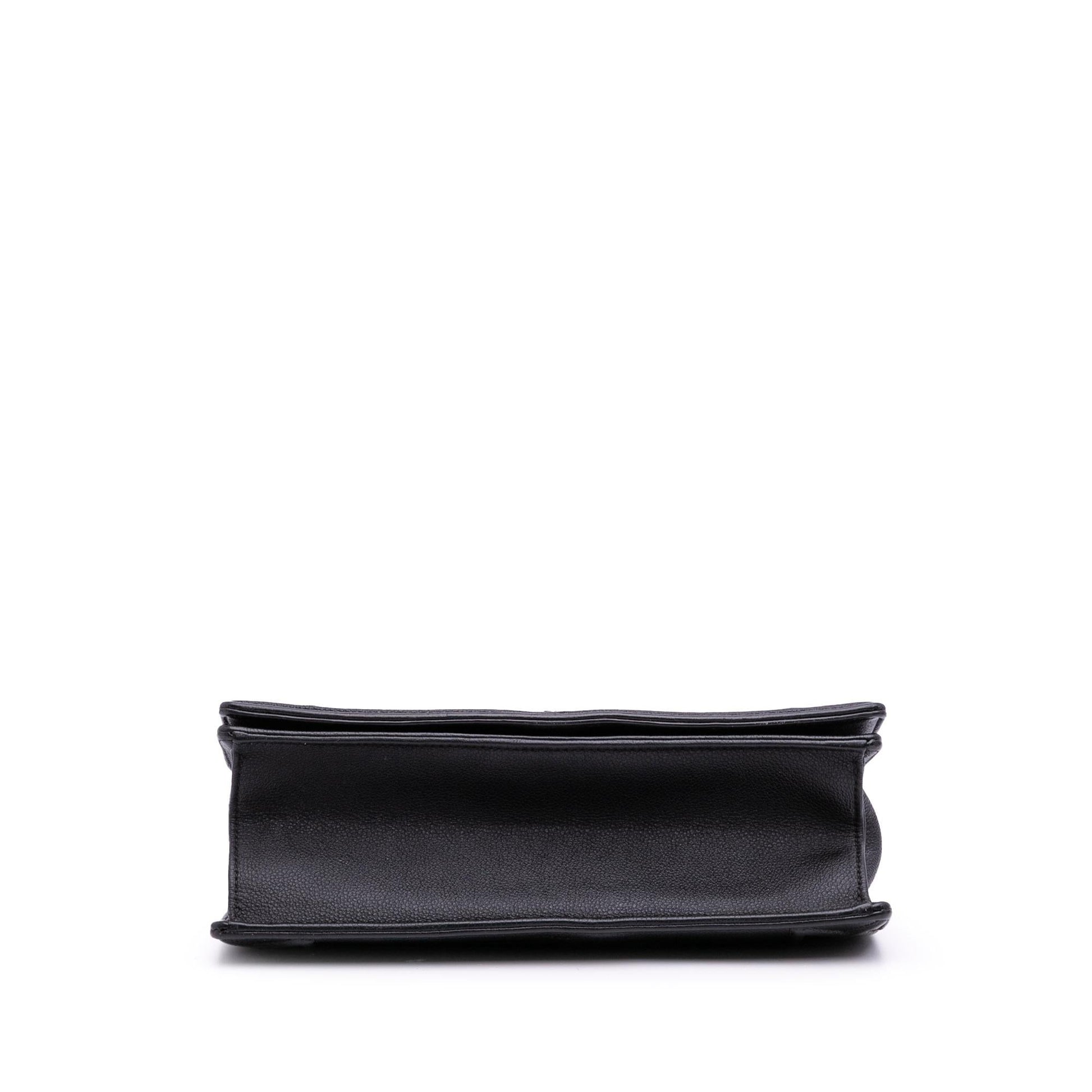 Dior Grained Calfskin ama Crossbody Bag Medium Flap Diorama Flap 8