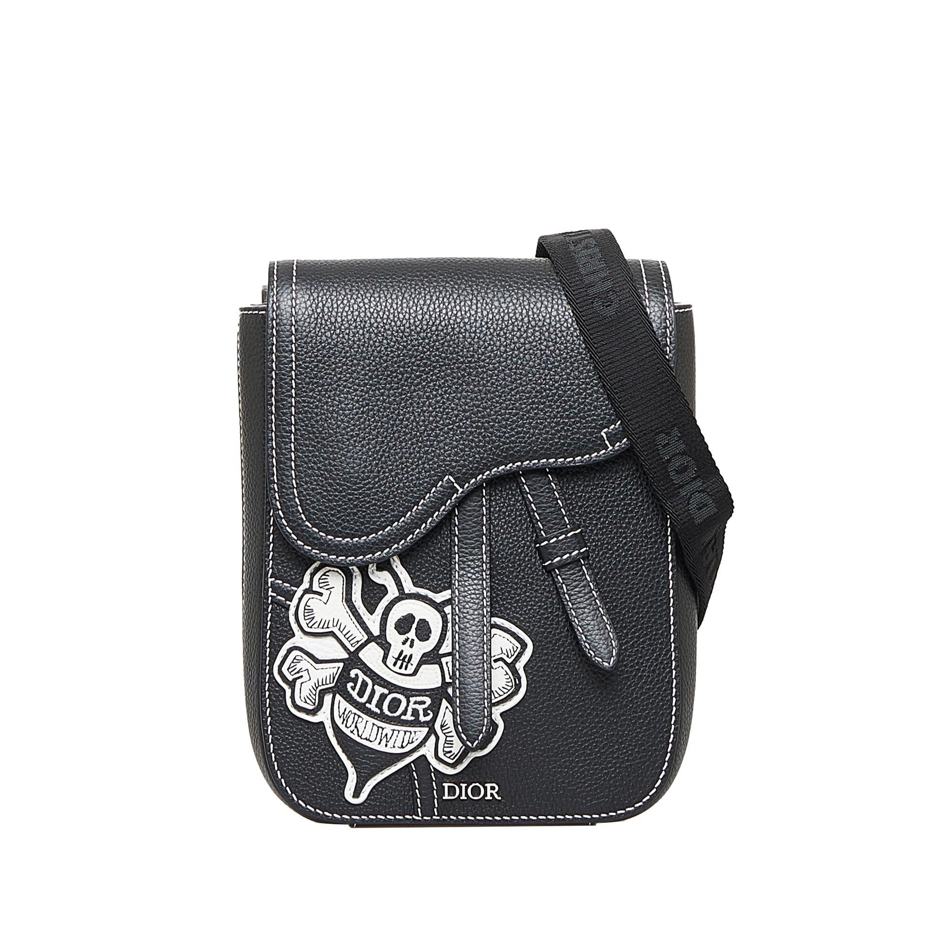 Dior Stussy Bee Applique Saddle Crossbody Shg Ptcs1W Crossbody Bag