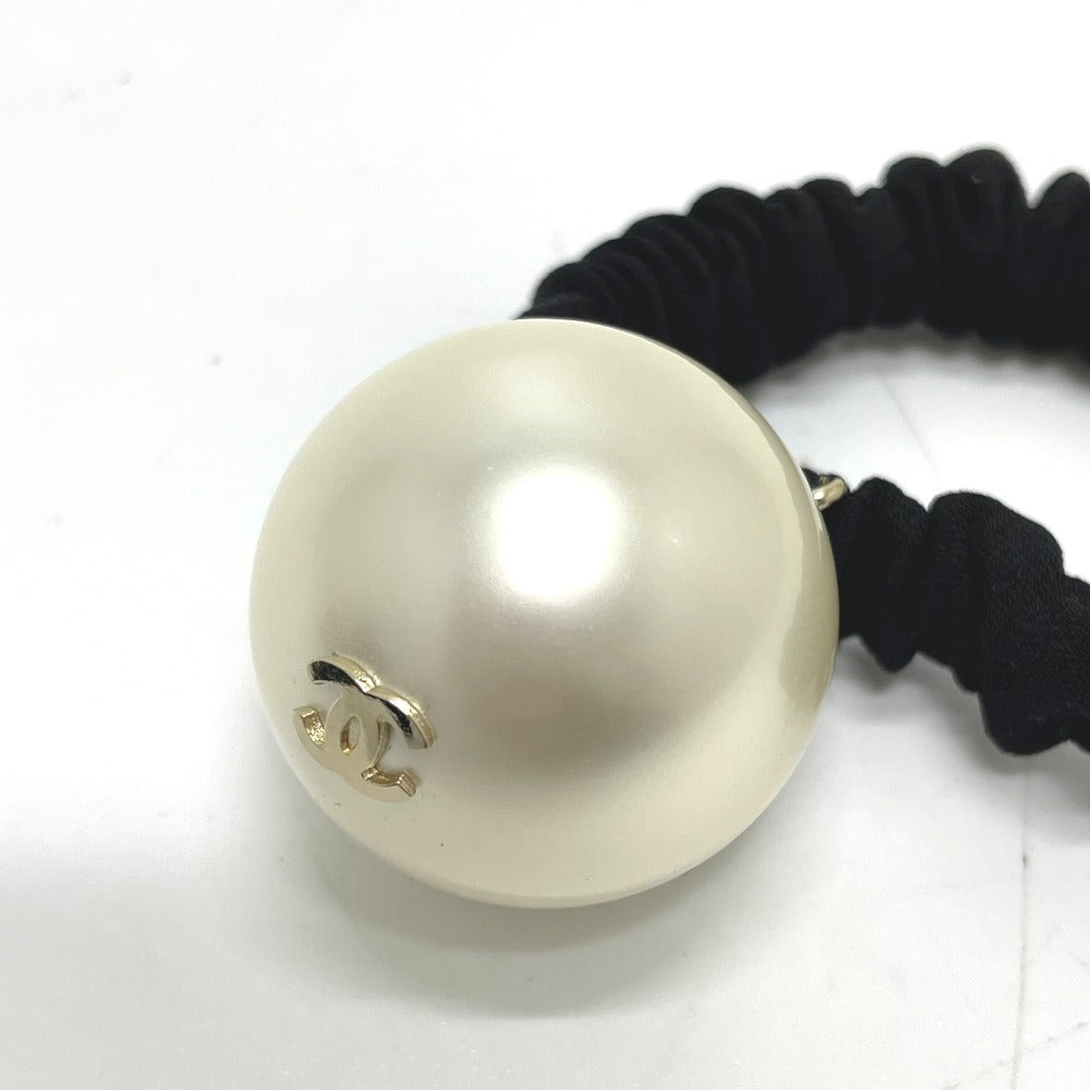 Chanel Hair rubber Fake pearls rubber x Black White Handbag