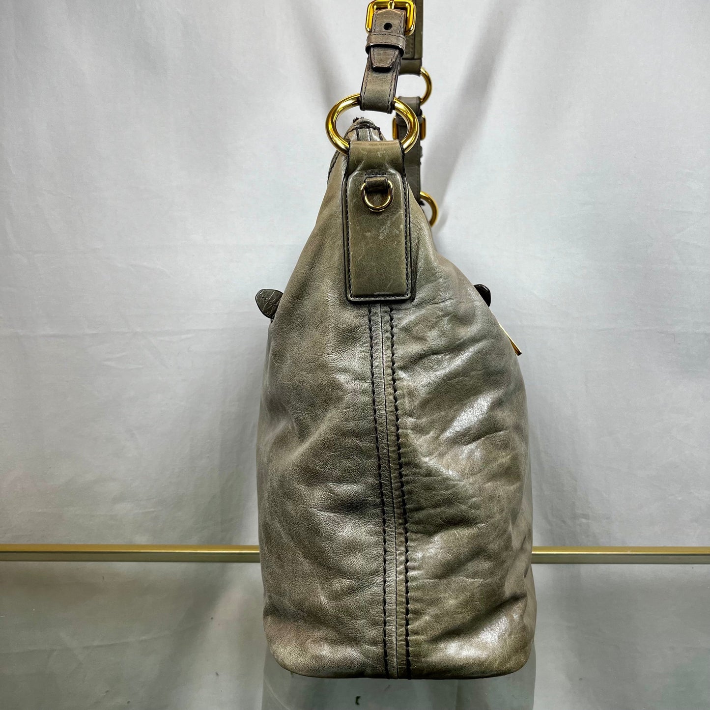 Prada Fumo Shine Hobo Bags Vitello Shoulder Bag