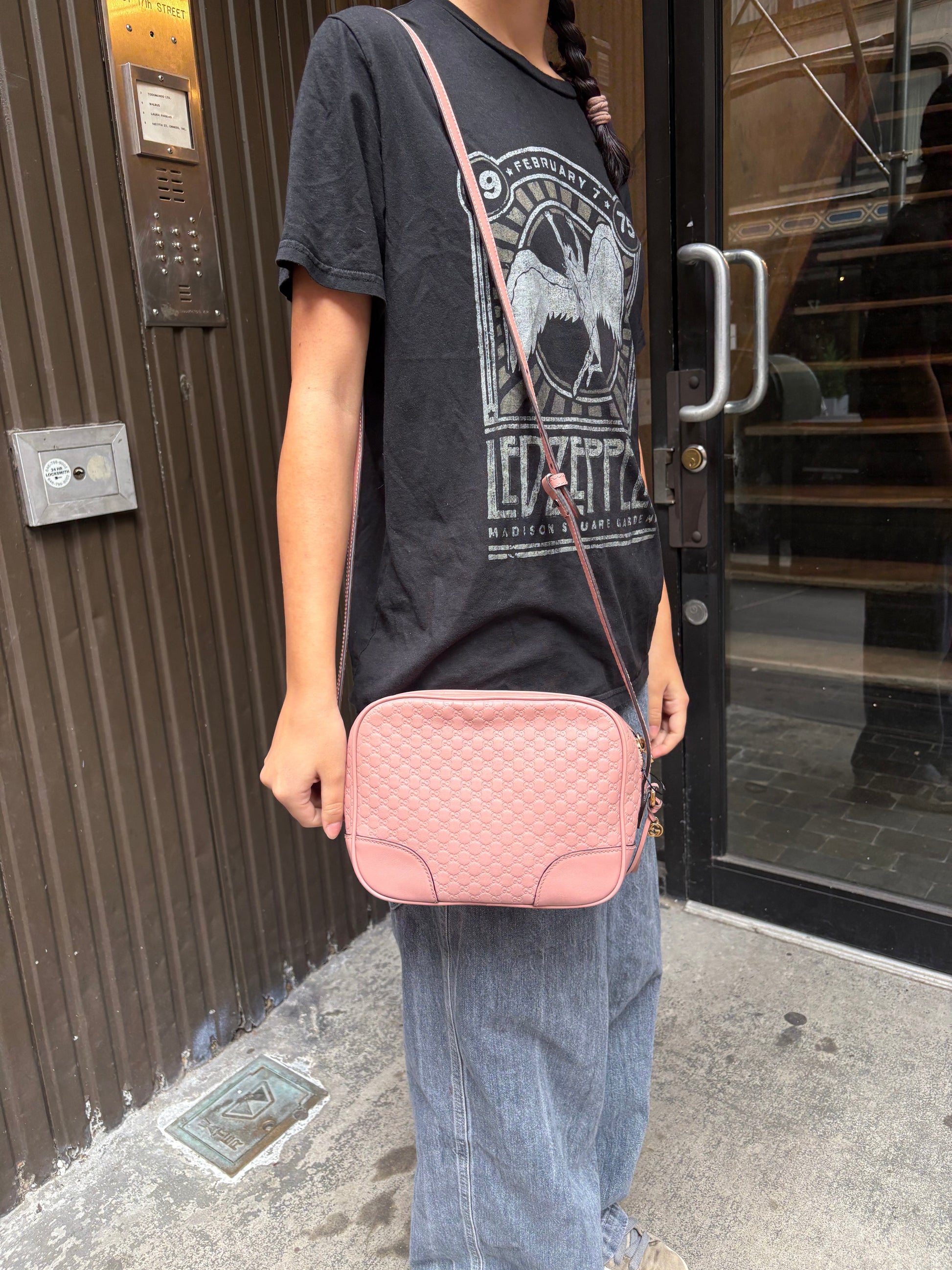 Gucci Bree Microguccissima Leather Camera Bag Pink