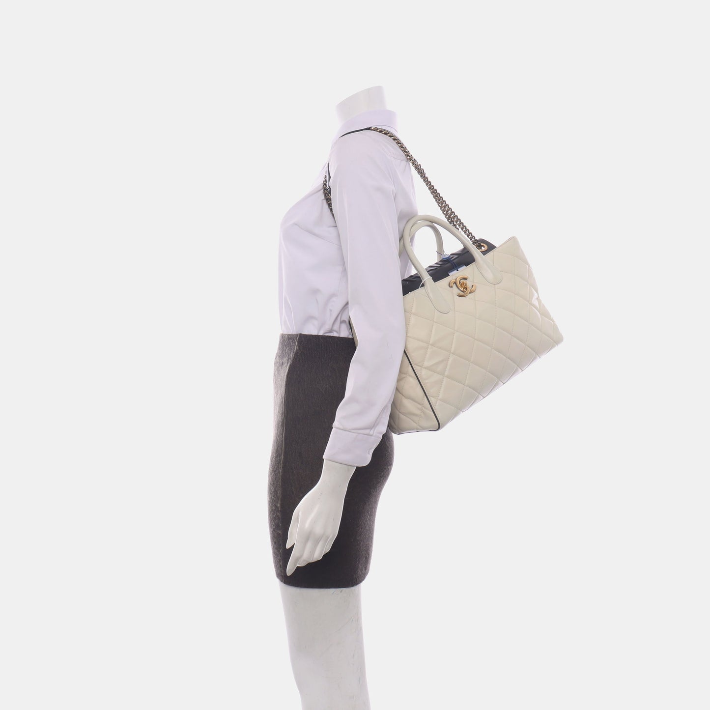 Chanel Portobello Calfskin White Leather Tote Bag