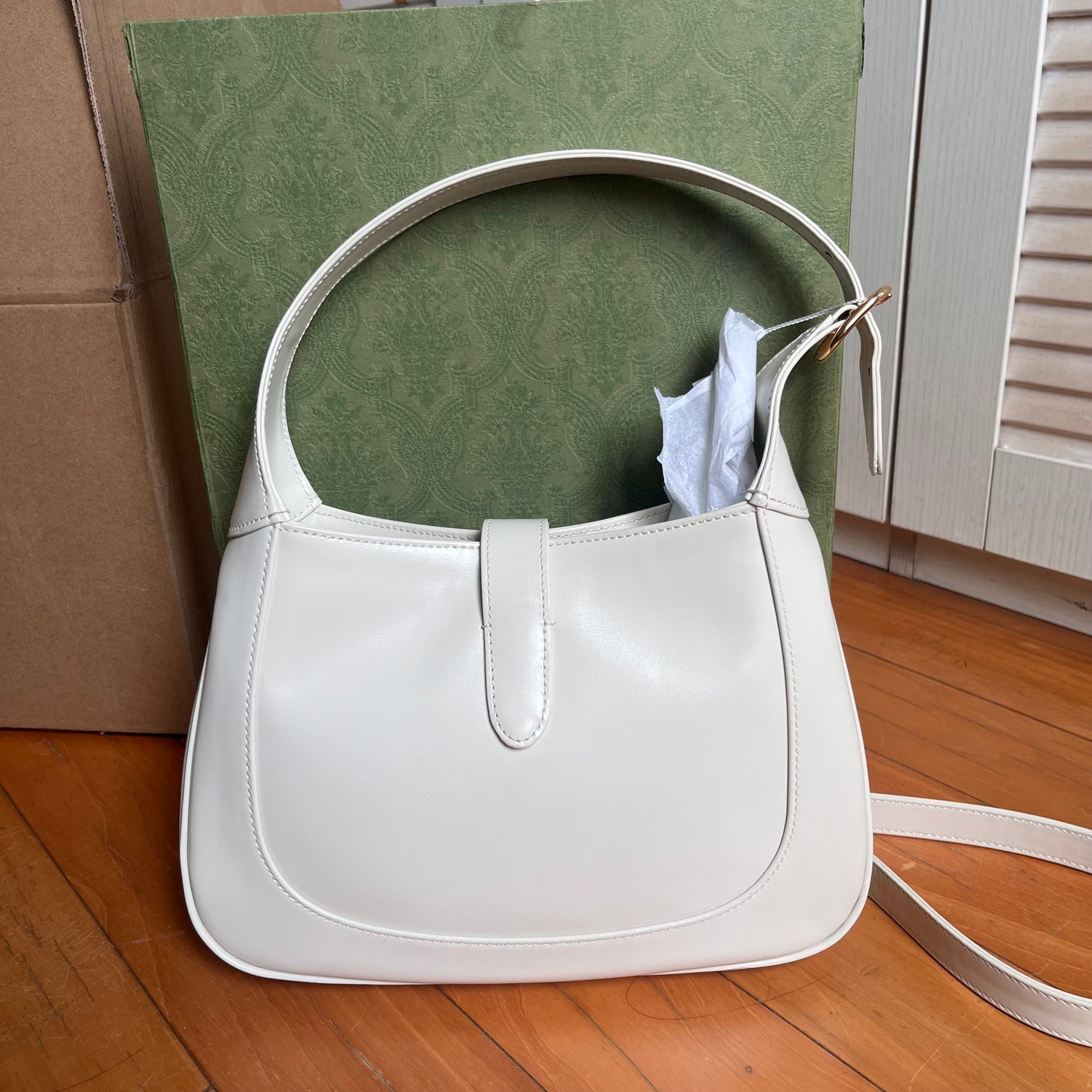 Gucci Jackie Adjustable Strap Leather White Small Travel Bag