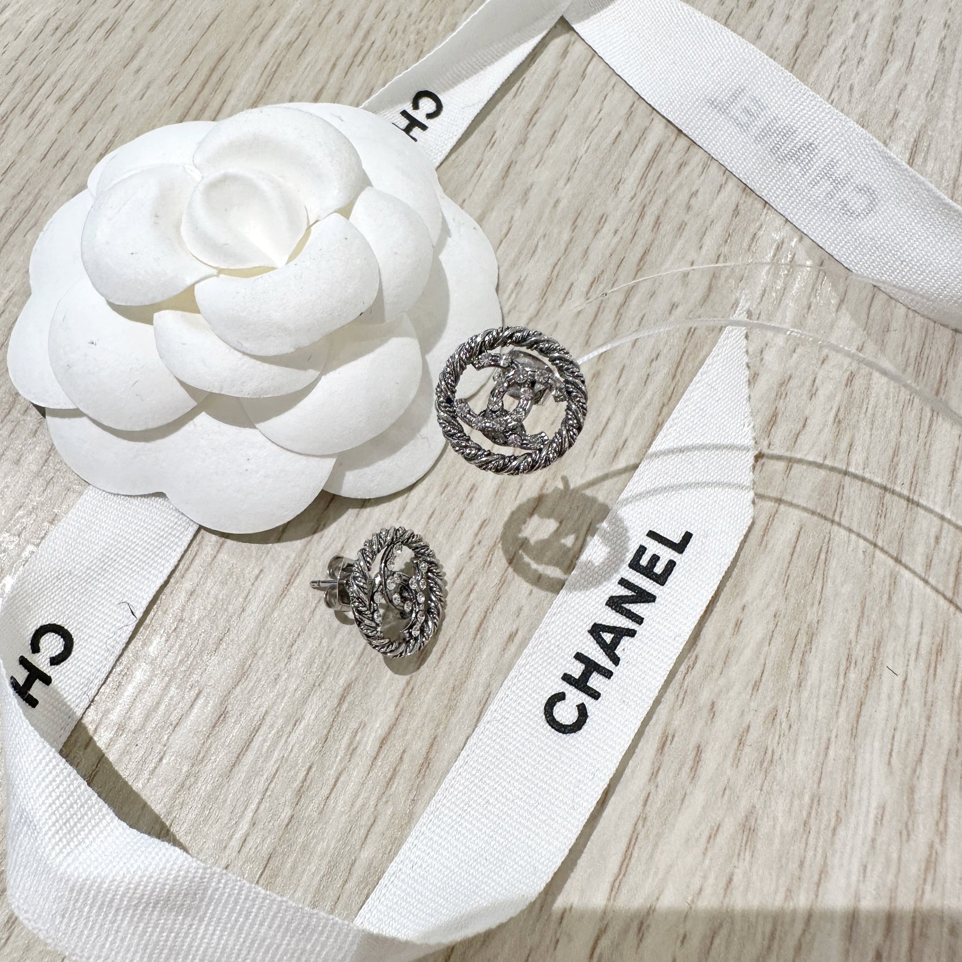 Chanel   earrings