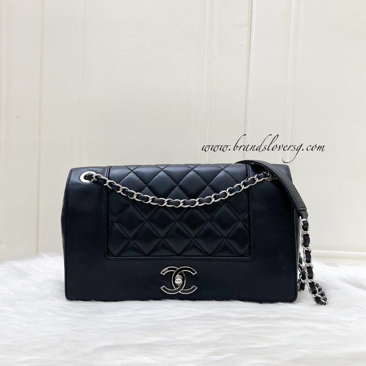 Chanel Large Mademoiselle Flap In Black Calfskin And Shw Bag