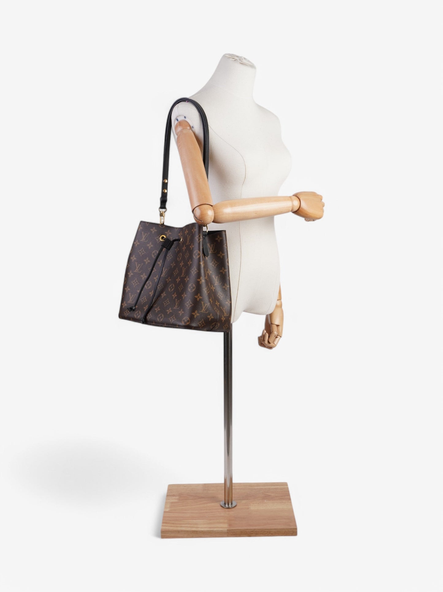 Louis Vuitton NeoNoe Coated Monogram Canvas Coated Canvas Apparel Canvas 8