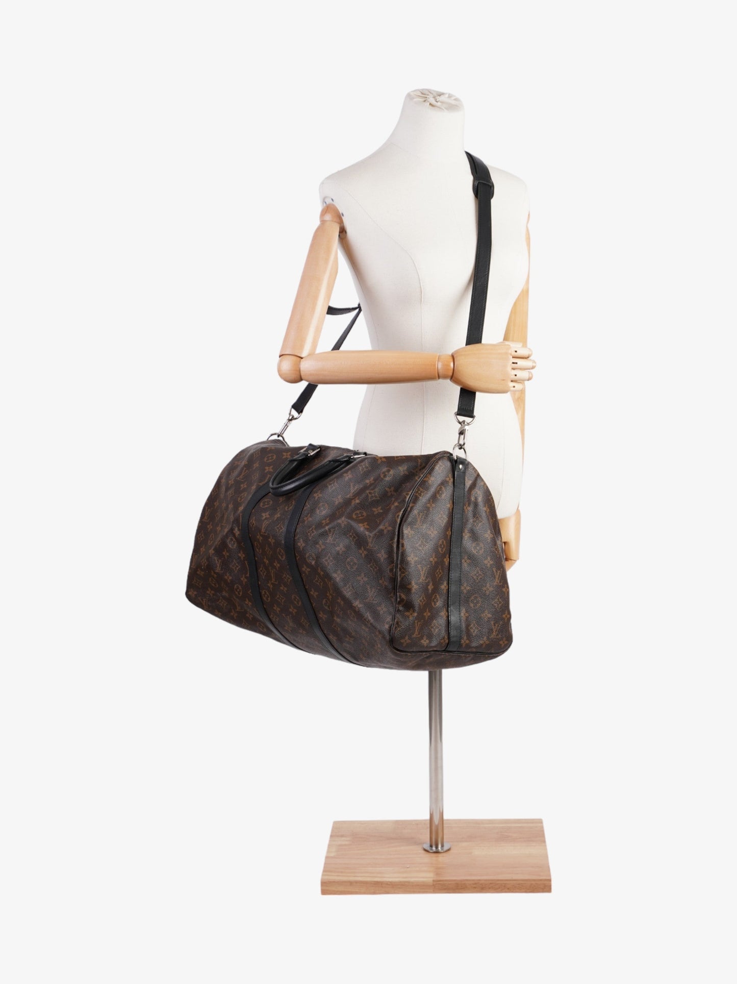 Louis Vuitton Keepall Bandoulière 55 Coated Monogram Canvas Coated Canvas Apparel