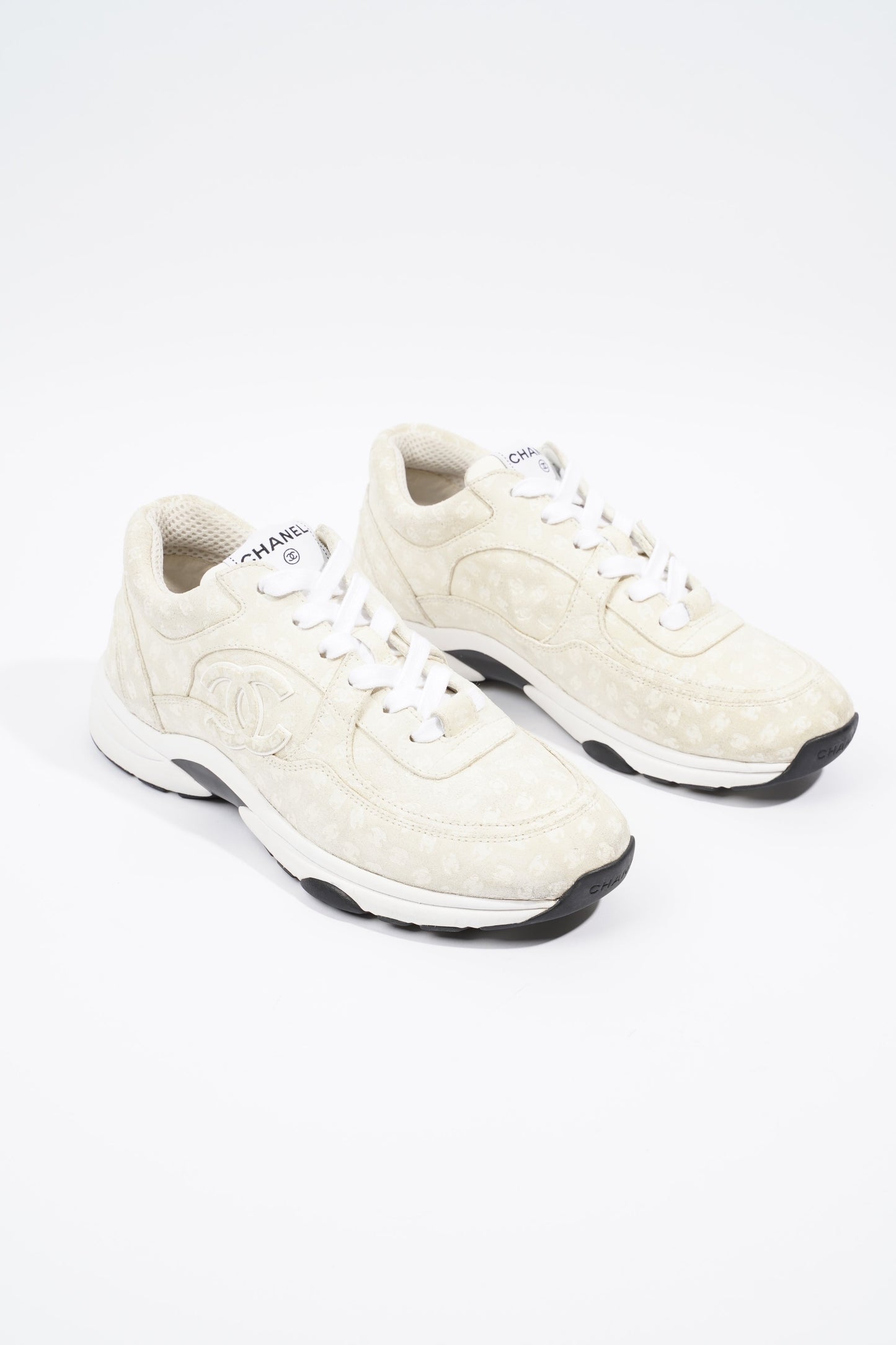 Chanel CC Logo Cream   White Suede EU 39.5 UK 6.5