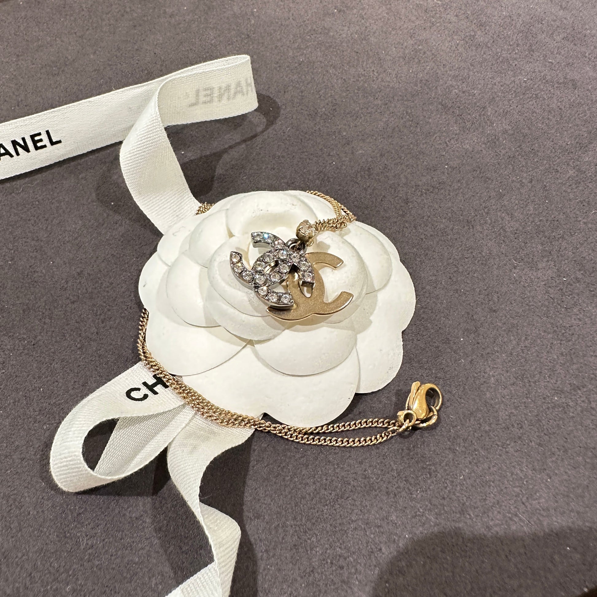 Chanel   double CC necklace