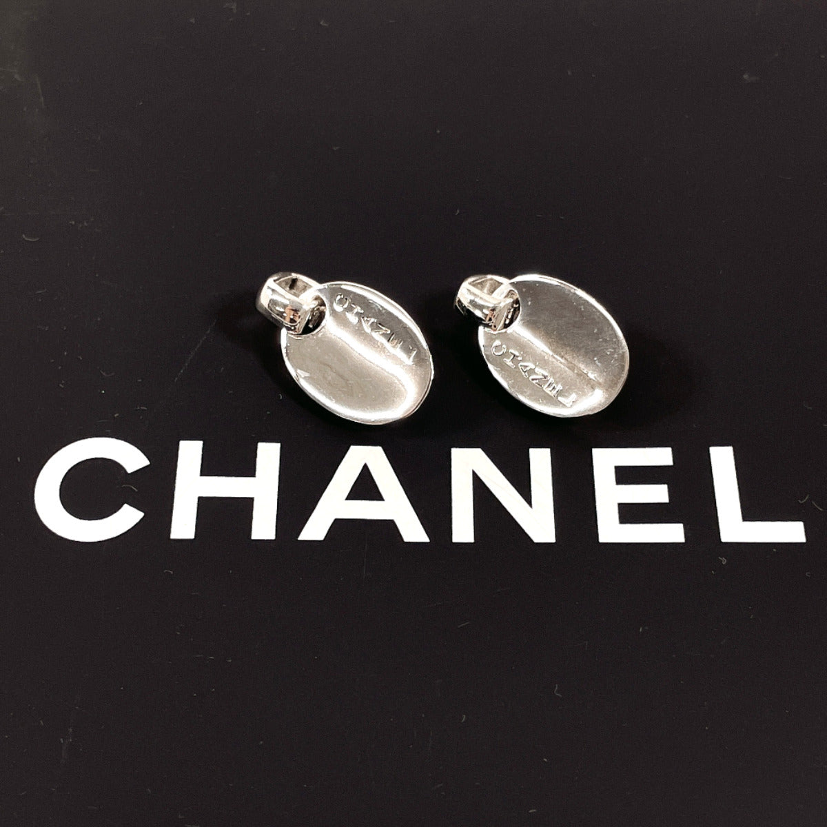 CHANEL Pierce Silver925 Silver Oval With logo