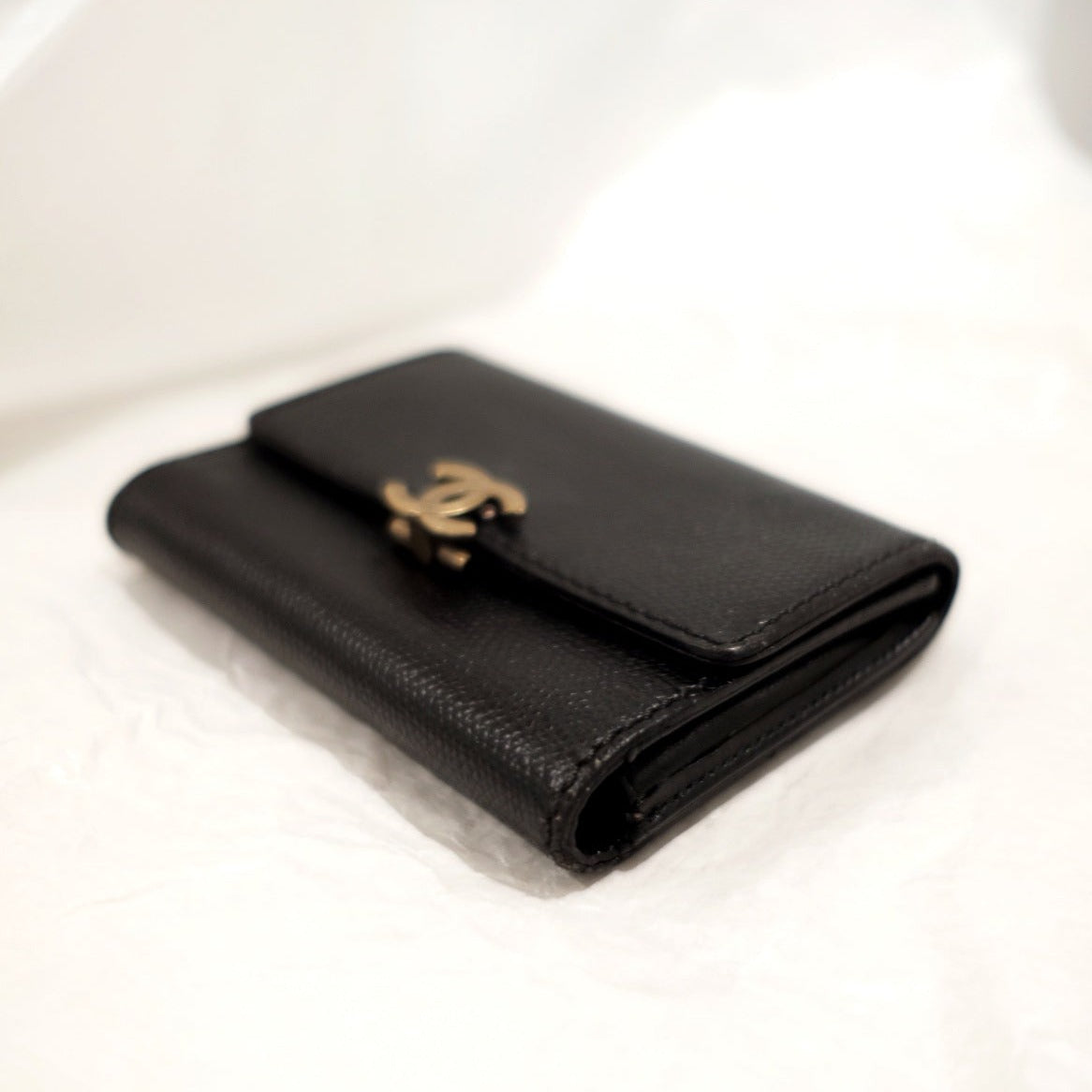 Chanel   cowhide flap wallet