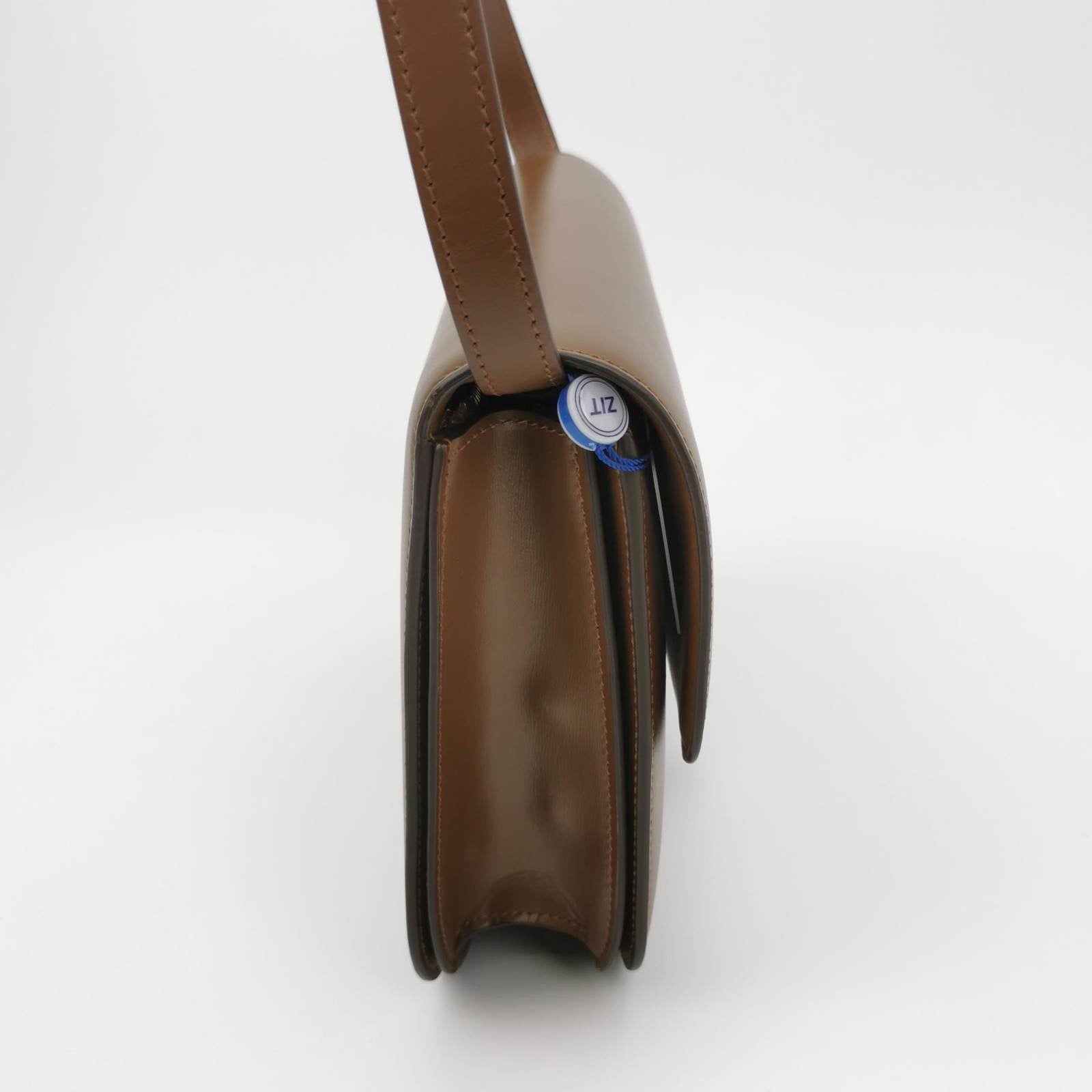 Classic Box Caramel Crossbody Bag Leather Brown