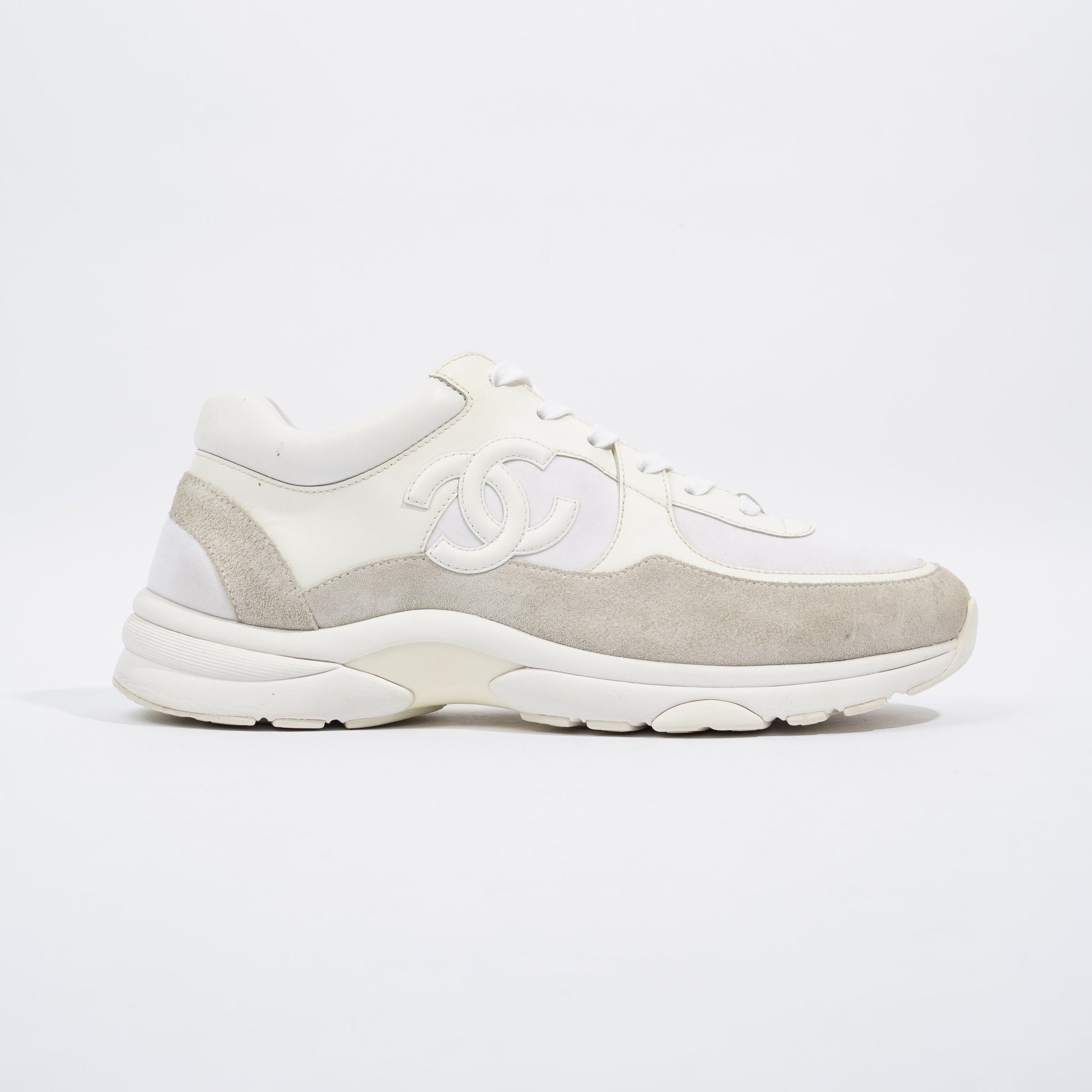 Chanel CC Logo Sneaker White Suede EU 44 UK 10