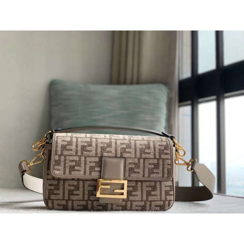 Fendi Baguette Hand Bag Shoulder Bag Hand Bag Bgmp1616