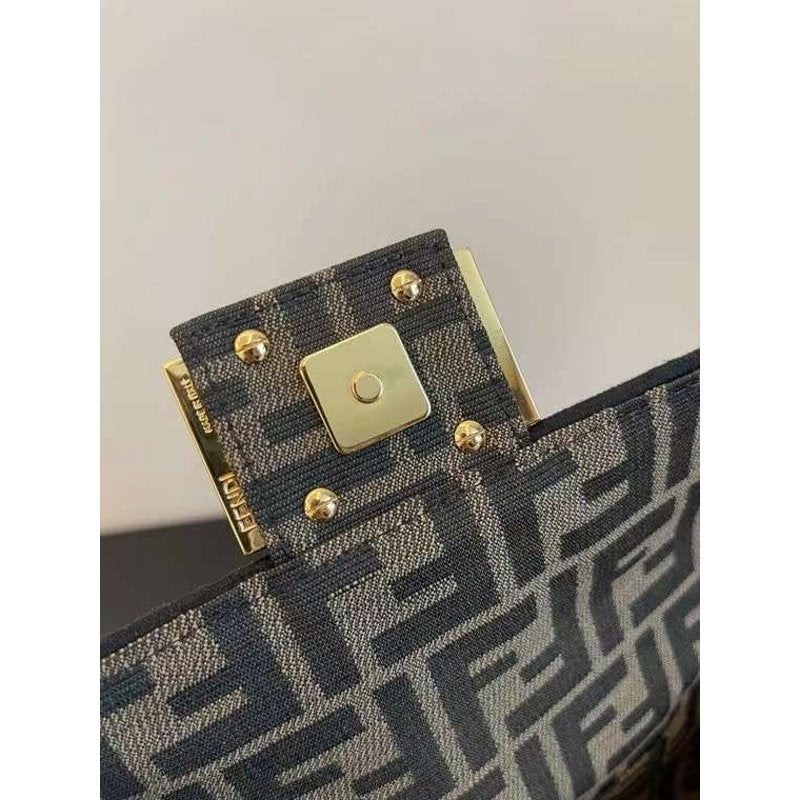 Fendi Baguette Bag Mini Shoulder Bag Mini Bag Bgmp1207