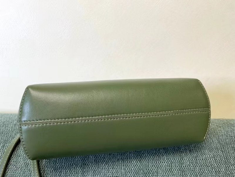 Fendi Fendi Green Leather Bag Bfnd9948 Travel Bag