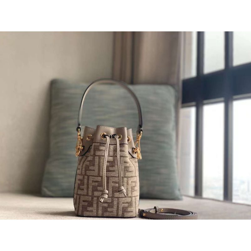 Fendi Mon Tresor Bag Bucket Bucket Bag