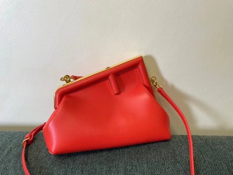 Fendi Fendi Red Leather Bag Bfnd9947 Travel Bag