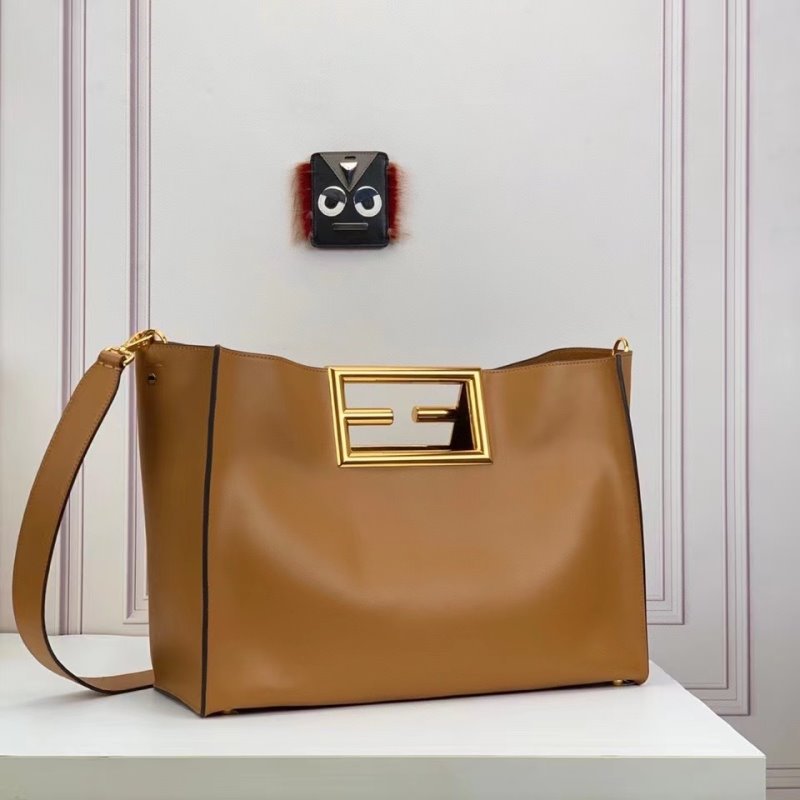 Fendi Shoulder Bag Shoulder Bag Bfnd10021