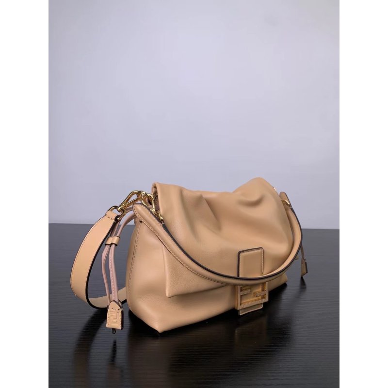 Fendi Baguette Cross Body Bag Shoulder Bag Body Bag Bg0525200