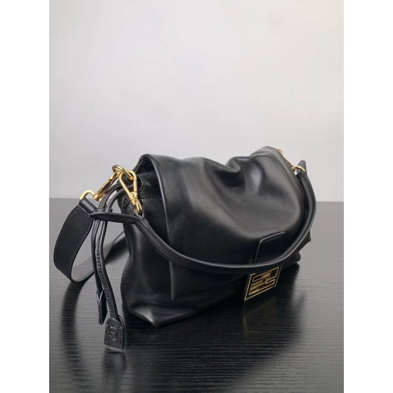 Fendi Baguette Cross Body Bag Shoulder Bag Body Bag Bg0525202