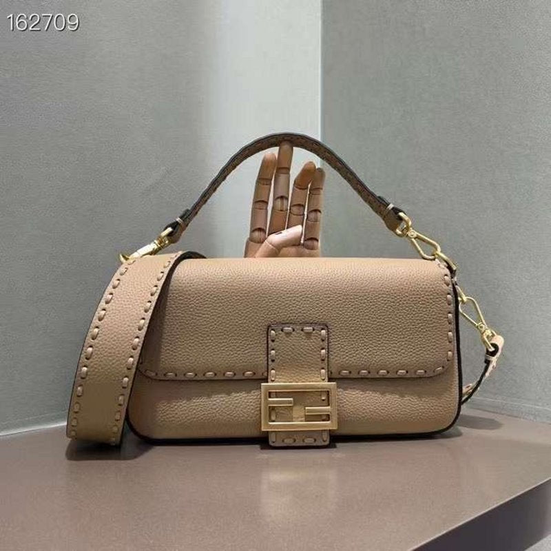 Fendi Baguette Hand Bag Shoulder Bag Hand Bag Bg02878