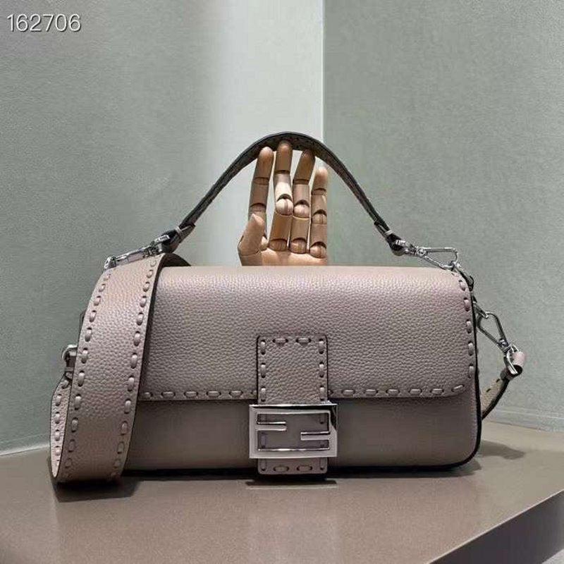 Fendi Baguette Hand Bag Shoulder Bag Hand Bag Bg02881