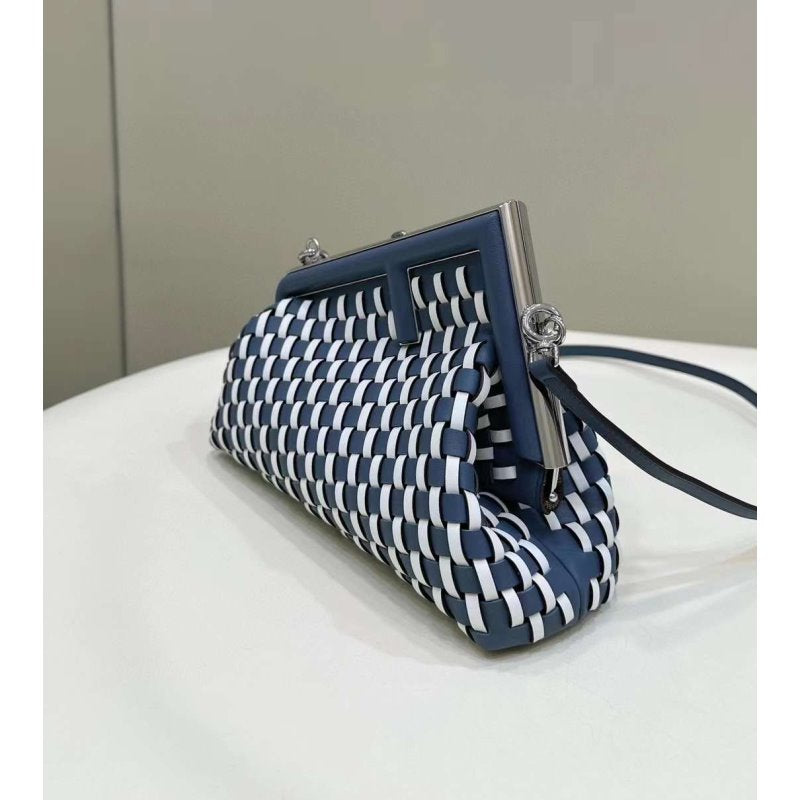 Fendi Shoulder Bag Shoulder Bag Bg02060