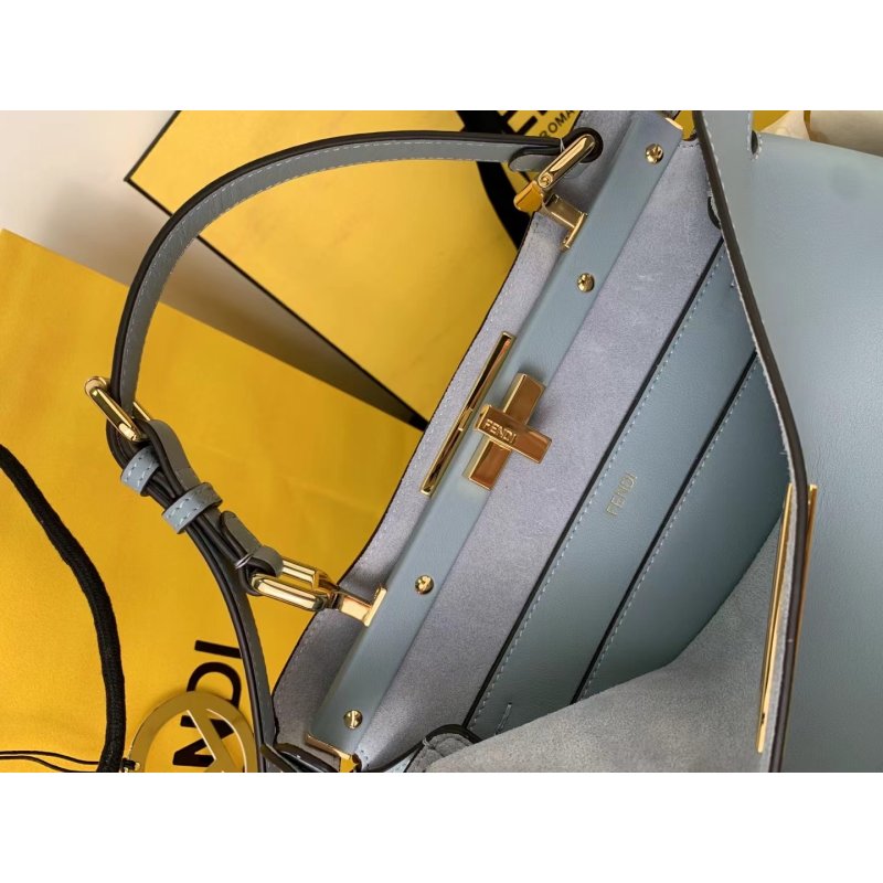 Fendi Peekaboo Shoulder Bag Shoulder Bag Bg0525187