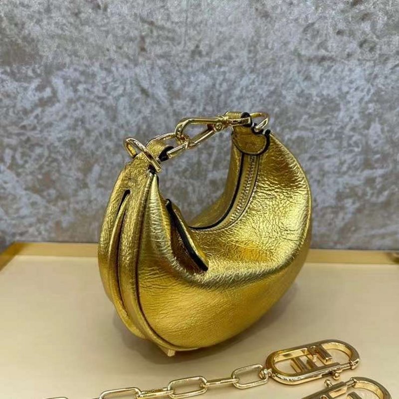 Fendi Praphy Armpit Bag Travel Bag Armpit Bag Bgmp1910