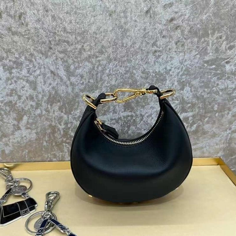 Fendi Praphy Armpit Bag Travel Bag Armpit Bag Bgmp1915