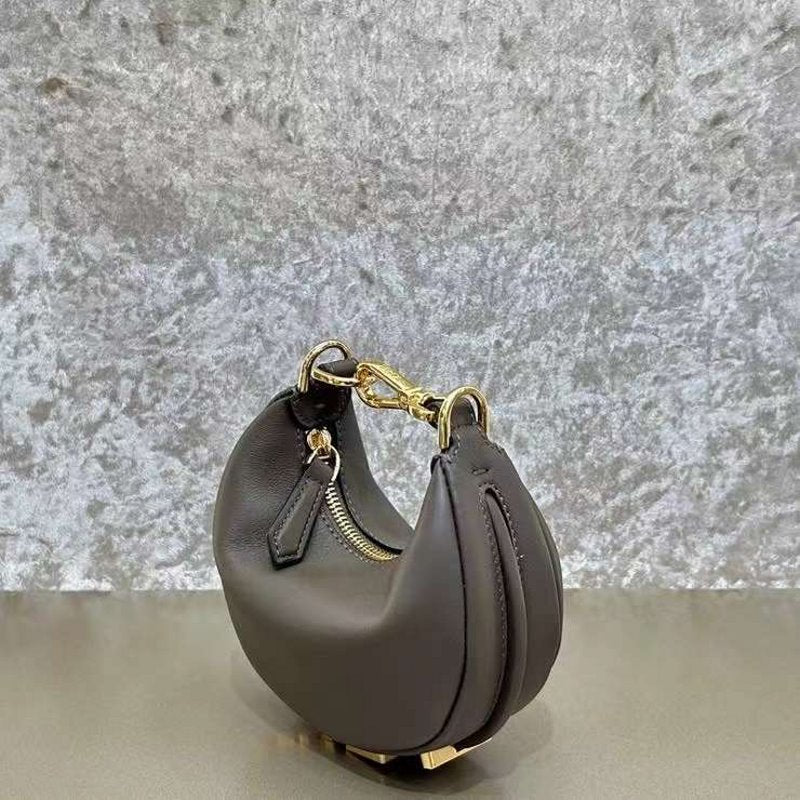 Fendi Praphy Armpit Bag Travel Bag Armpit Bag Bgmp1917