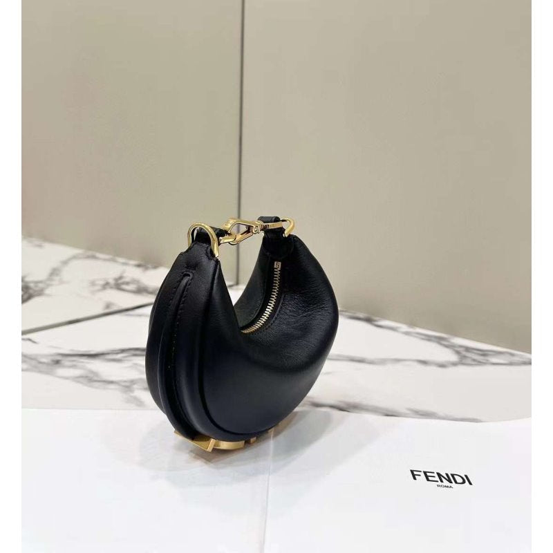 Fendi Shoulder Bag Shoulder Bag Bg030567