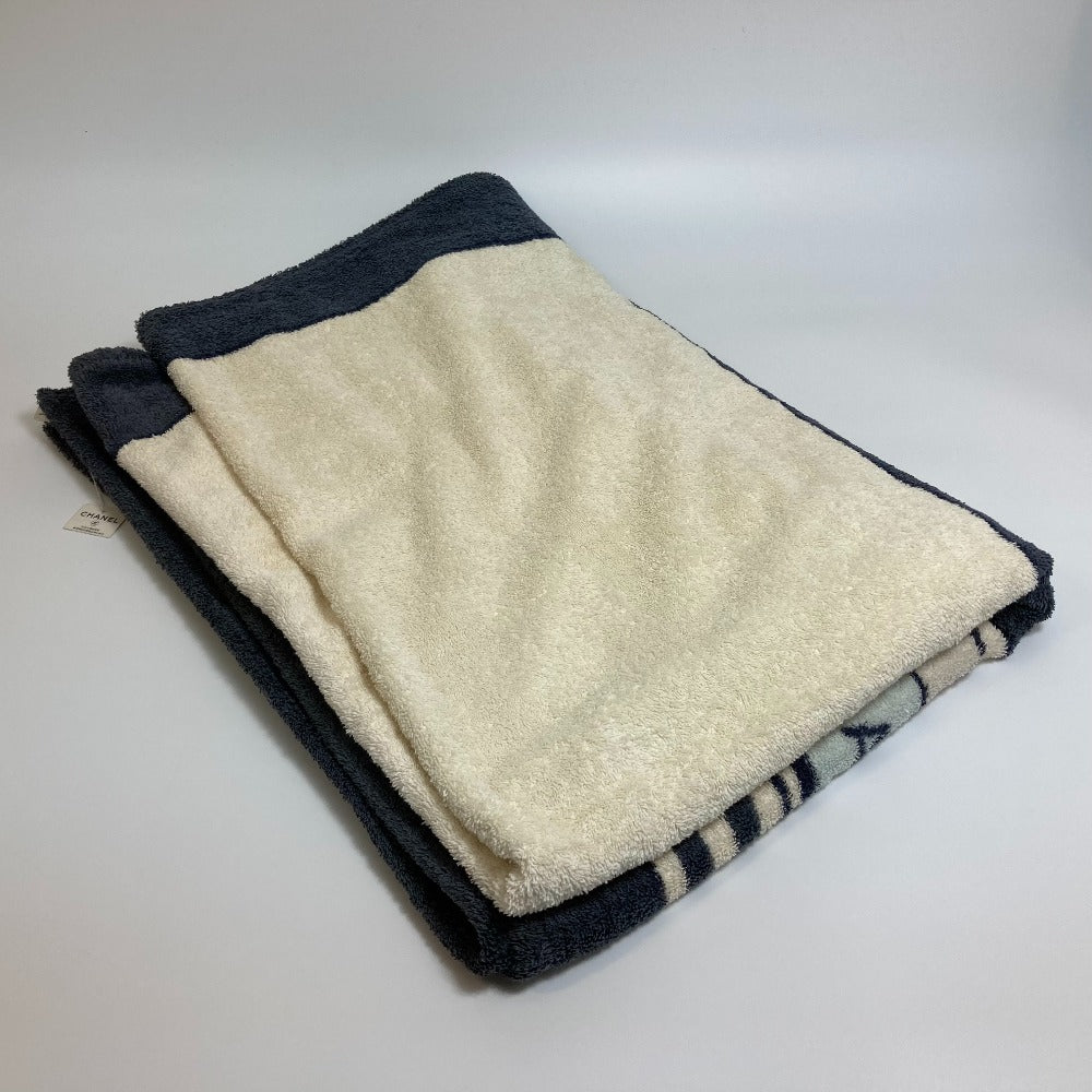 Chanel towel cotton Ivoryx type border bath Blue Handbag