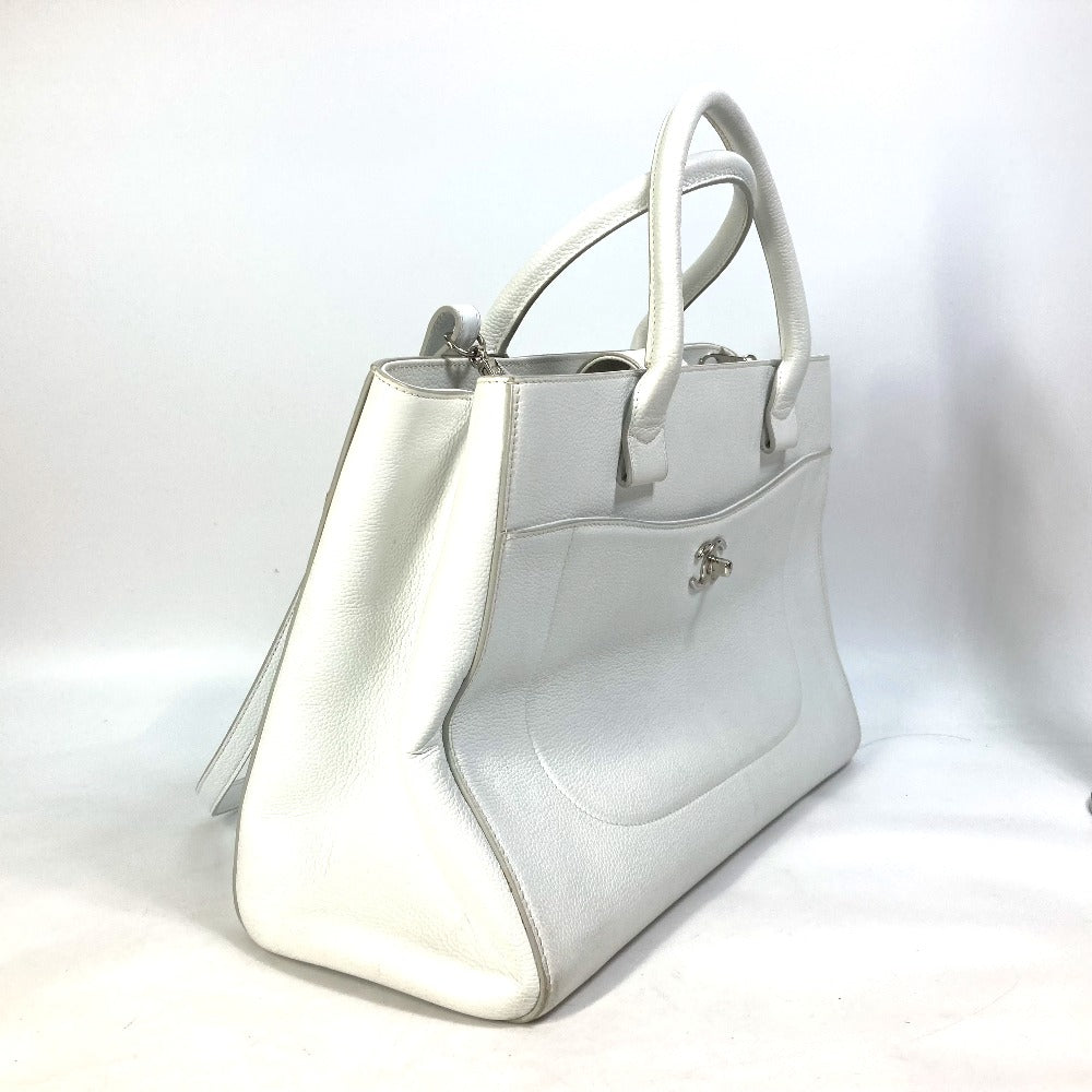 Chanel Caviar skin CC COCO Mark neo White Handbag