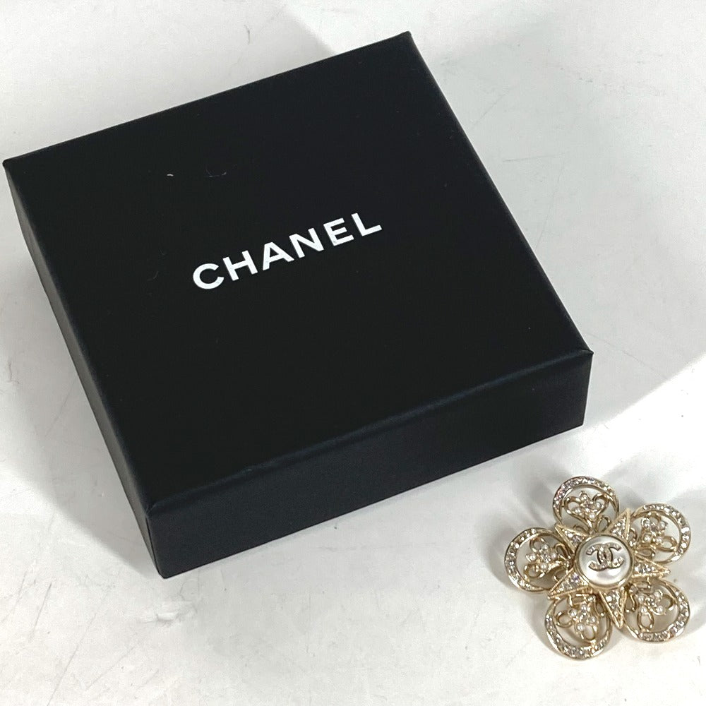 CHANEL Brooch ABC098 metal gold Rhinestone faux pearl C23K logo COCO Mark Women New