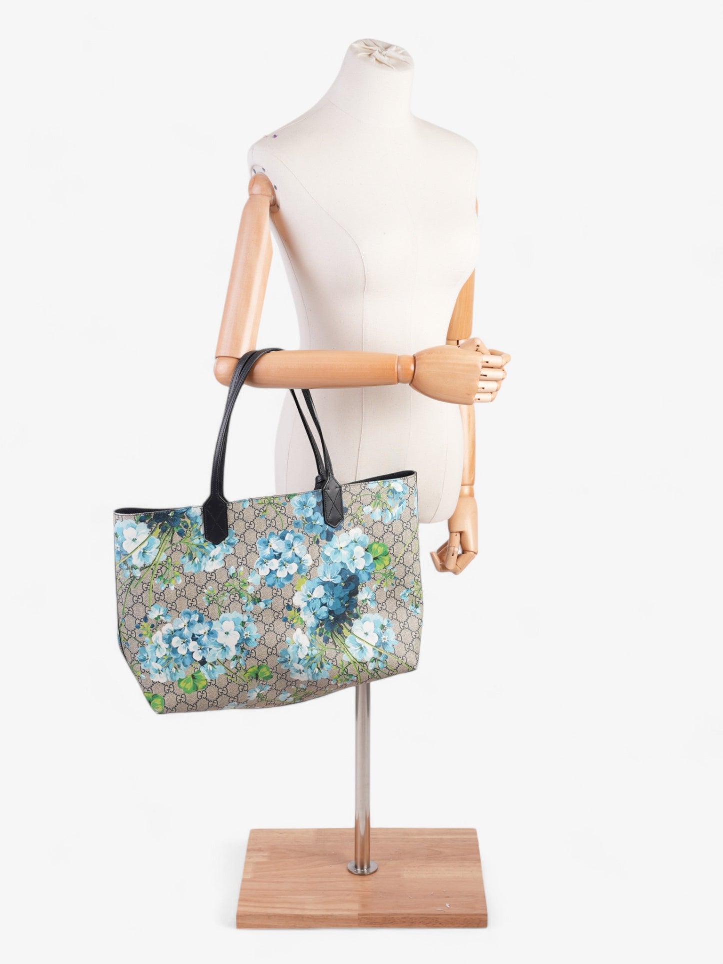 Gucci Blooms Reversible Tote Supreme Bloom Coated Canvas Shoulder Bag