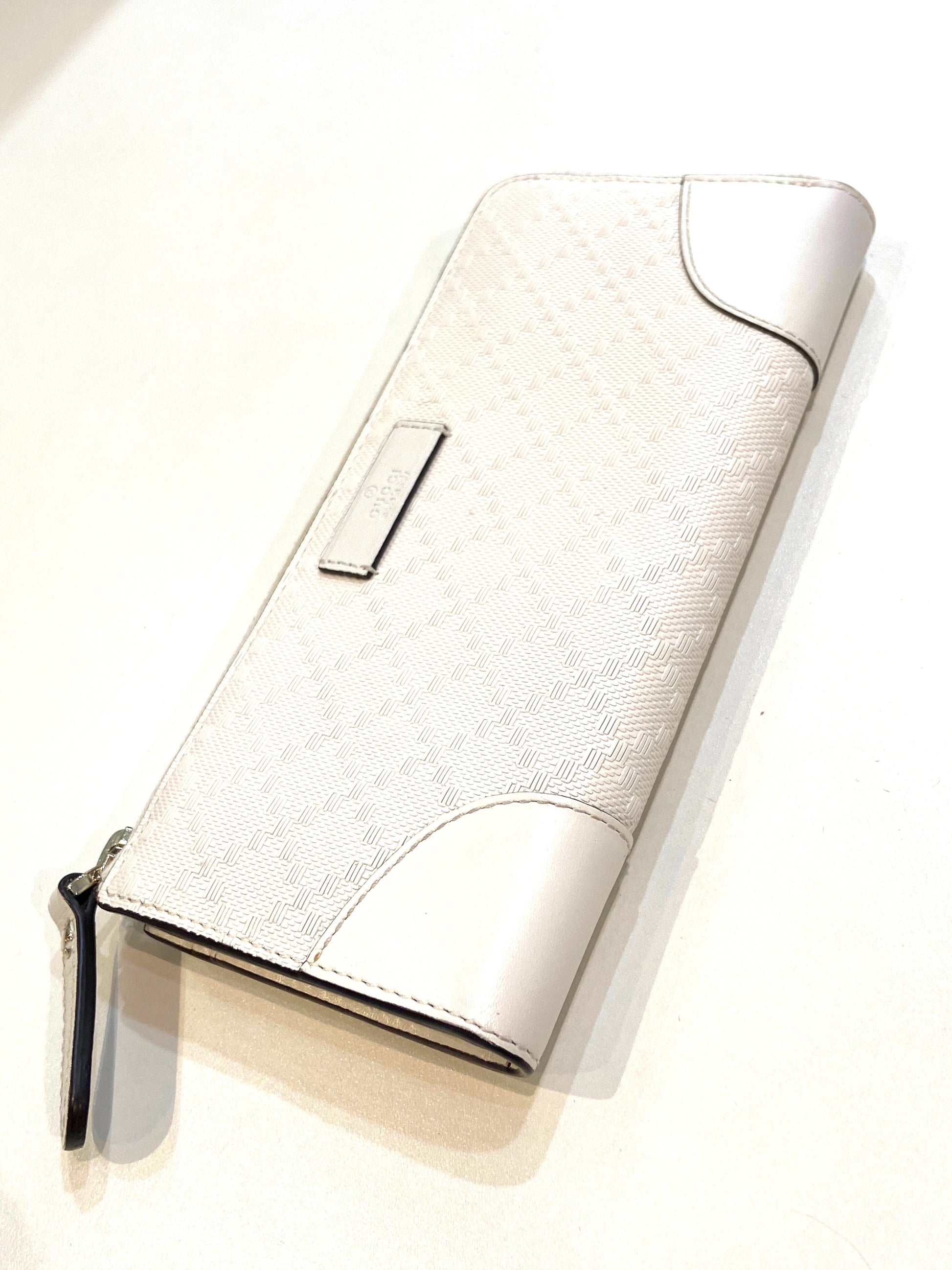 Gucci DIAMANTE PRINT Wallet Case