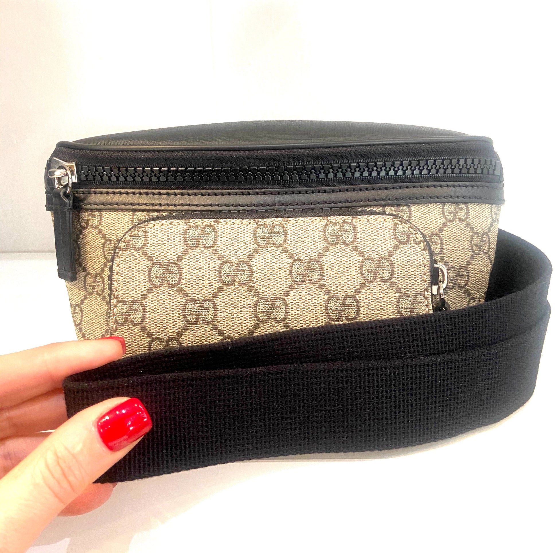Gucci GG SUPREME Monogram Belt