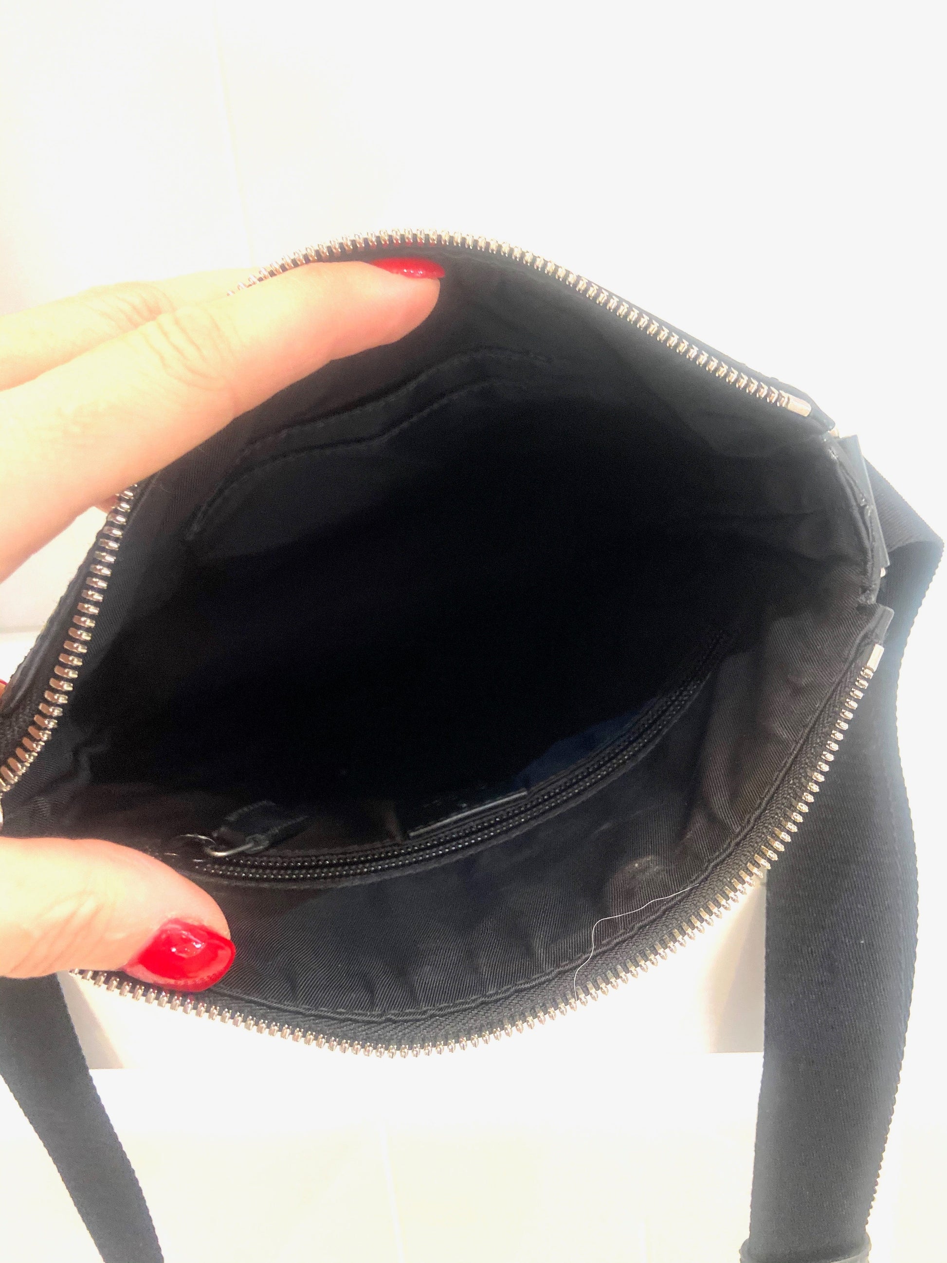 Gucci GG SUPREME WEB Monogram Travel Bag
