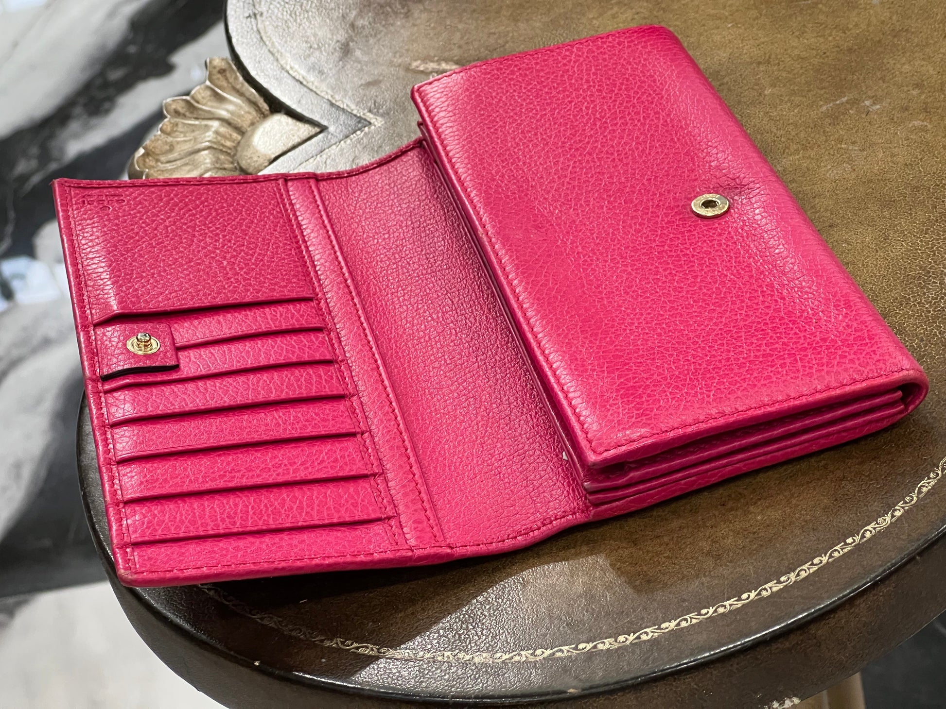 Gucci SWING Wallet Case