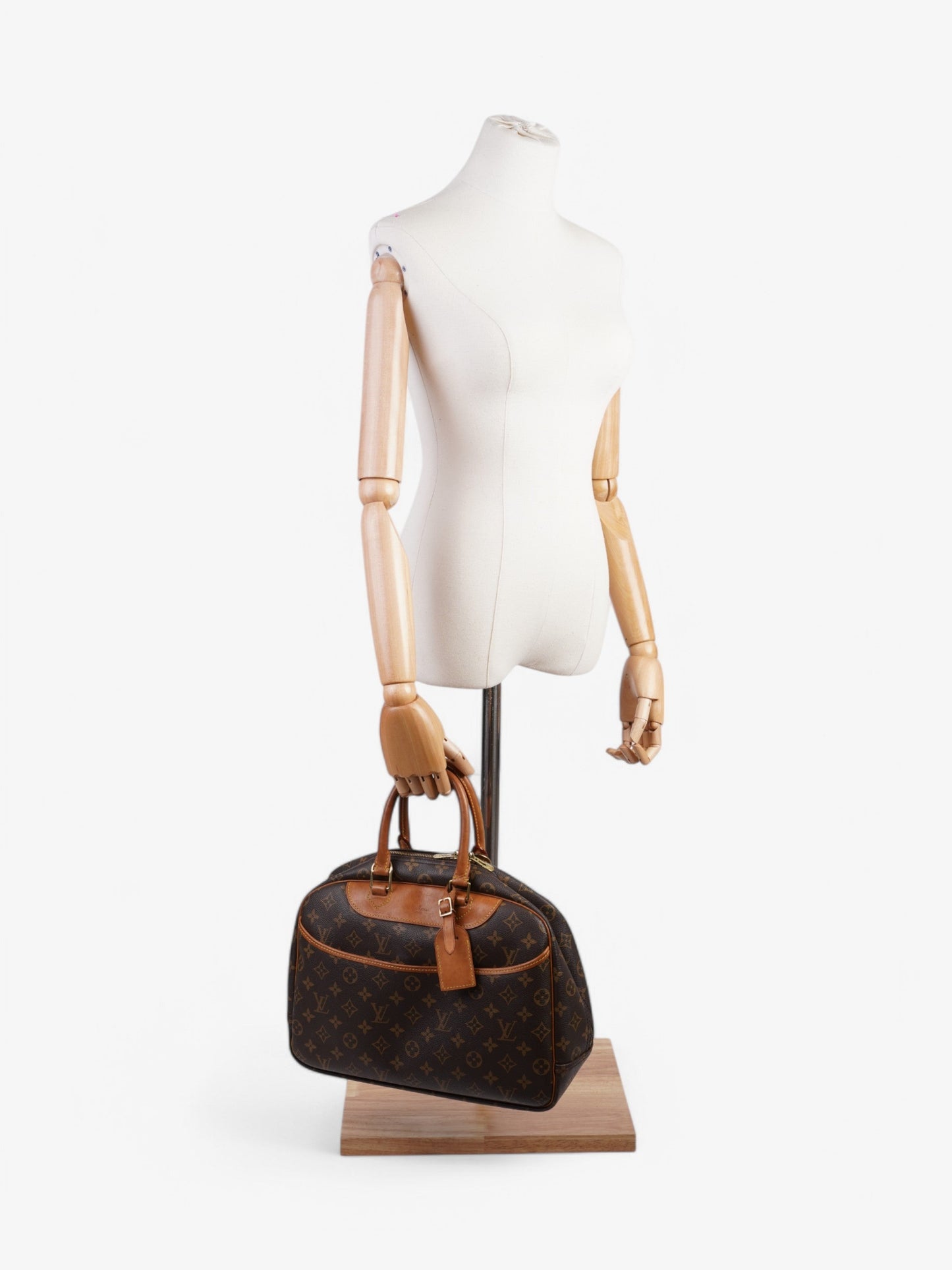 Louis Vuitton Deauville Coated Monogram Canvas Coated Canvas Apparel Canvas 11
